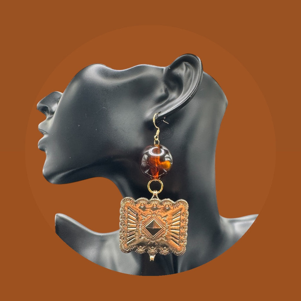 Amber Majesty image 0