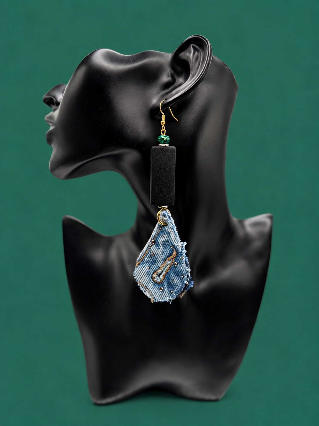 Emerald Static